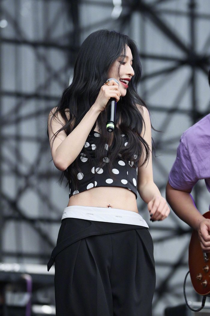 炫耀贴哈哈哈 谢谢我姐带我圆梦 喜欢音乐的小卡拉米999595还是