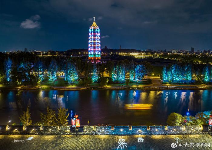 极美南京,暮夜金陵大报恩寺