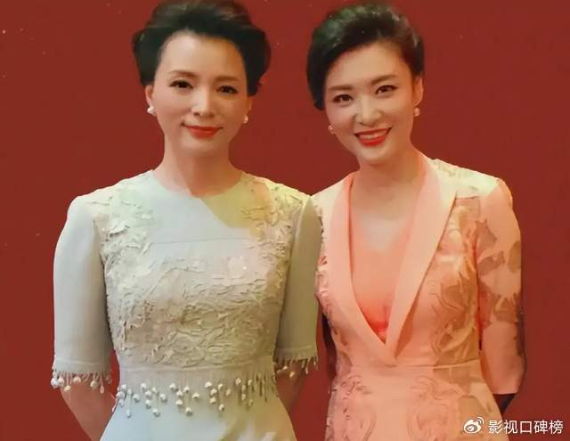 《朗读者》大受欢迎,她还向周涛炫耀10岁的儿子|董卿|周涛|朗读者