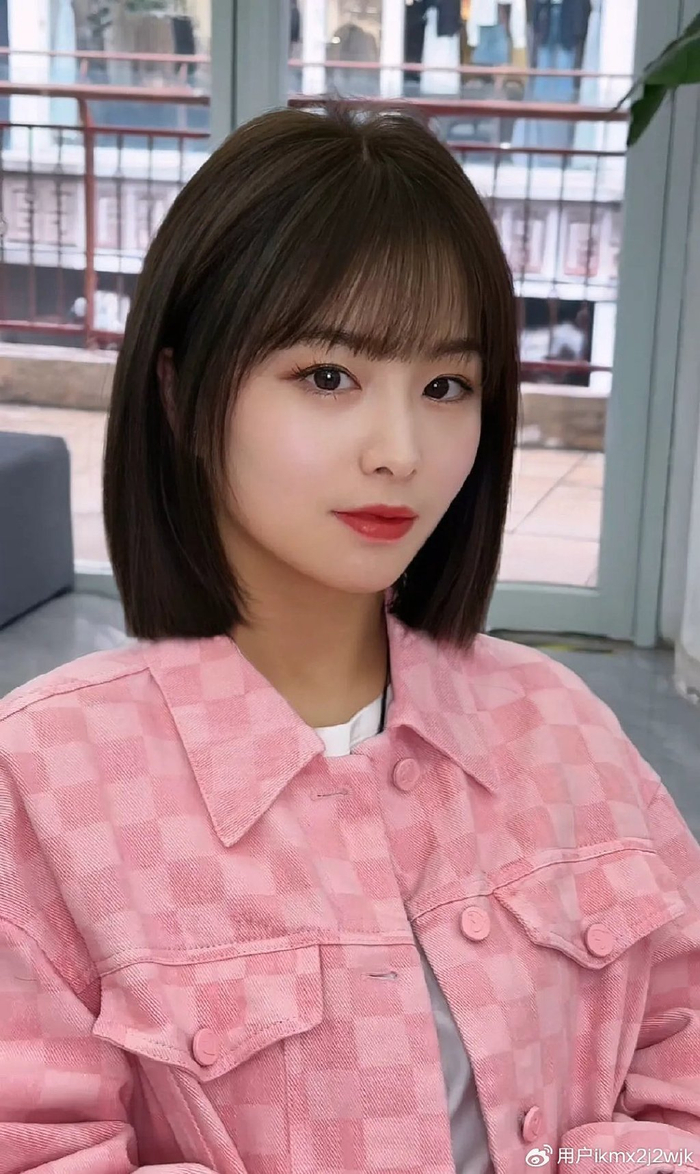 不如试试一刀齐波波头,简单时尚好打理|发型|简单时尚|脸型_新浪新闻