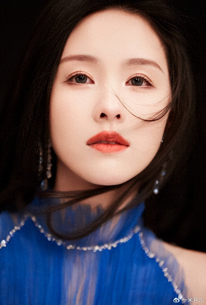 陈都灵|纱裙|艺人_新浪新闻