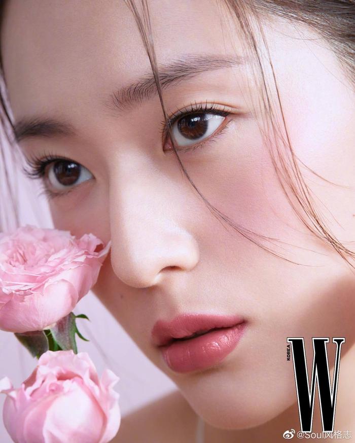 郑秀晶x w korea 水晶怼脸演绎的兰蔻美妆画报 清透又靓丽