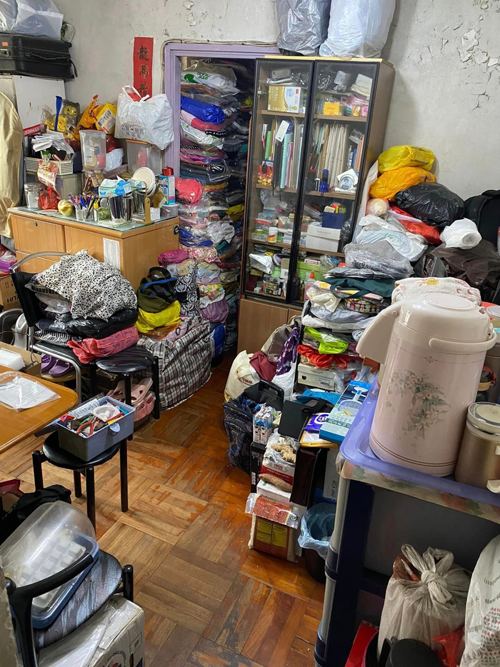 一位香港网民分享她的家,她感觉有点乱__财经头条
