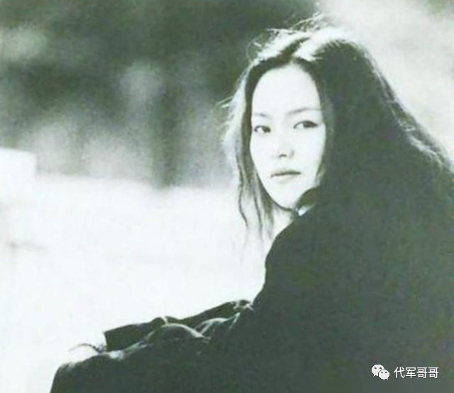 汪峰第一任妻子齐丹:目睹前夫梅开三度,4年婚姻让我至今后怕