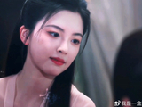 宋芳园出生六个月被亲生父母丢弃，养父母把她捡回家养大