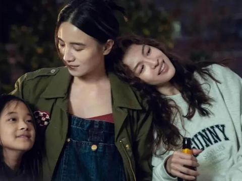 “小时候妈妈是我的权威，现在我成了妈妈的权威” | 读懂母亲「爱的语言」