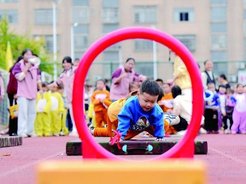 亲子运动趣味足