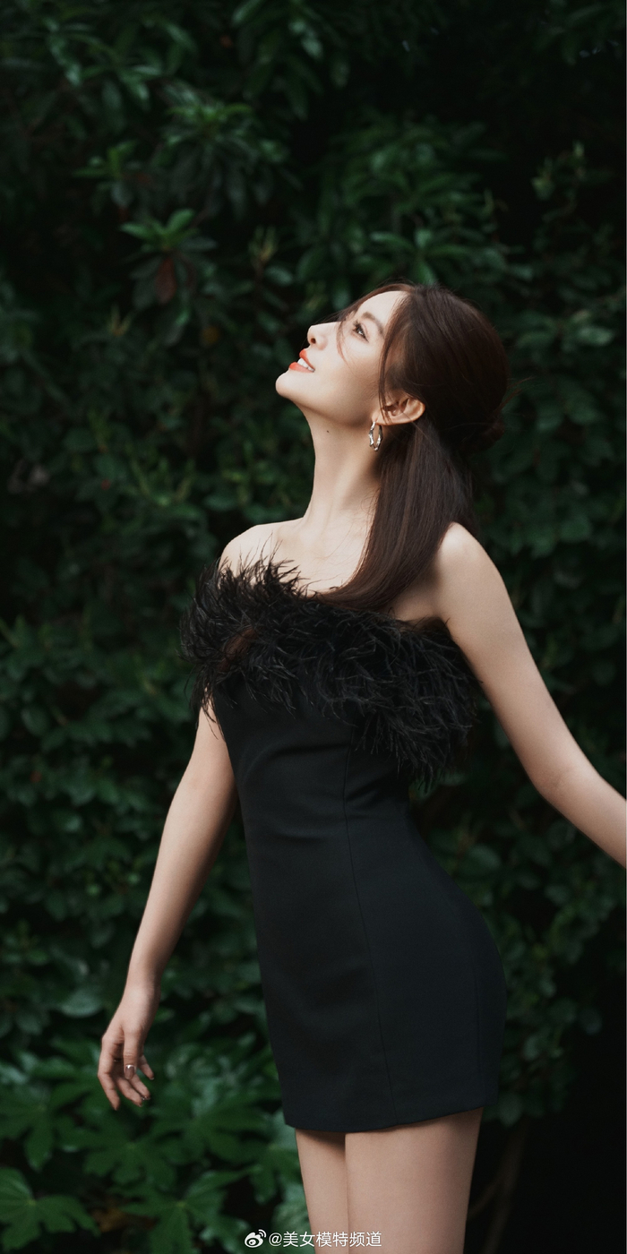 吴优暗夜精灵热烈迷人