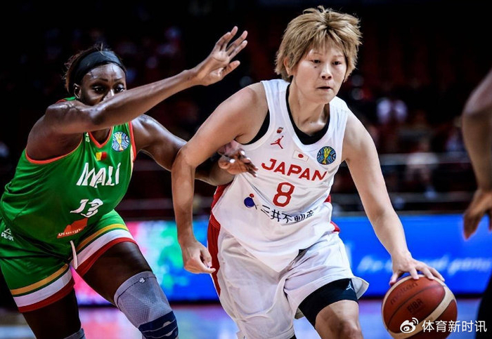 以其出色的发挥,战胜强大的澳大利亚 日本女篮连续命中多个三分球,以