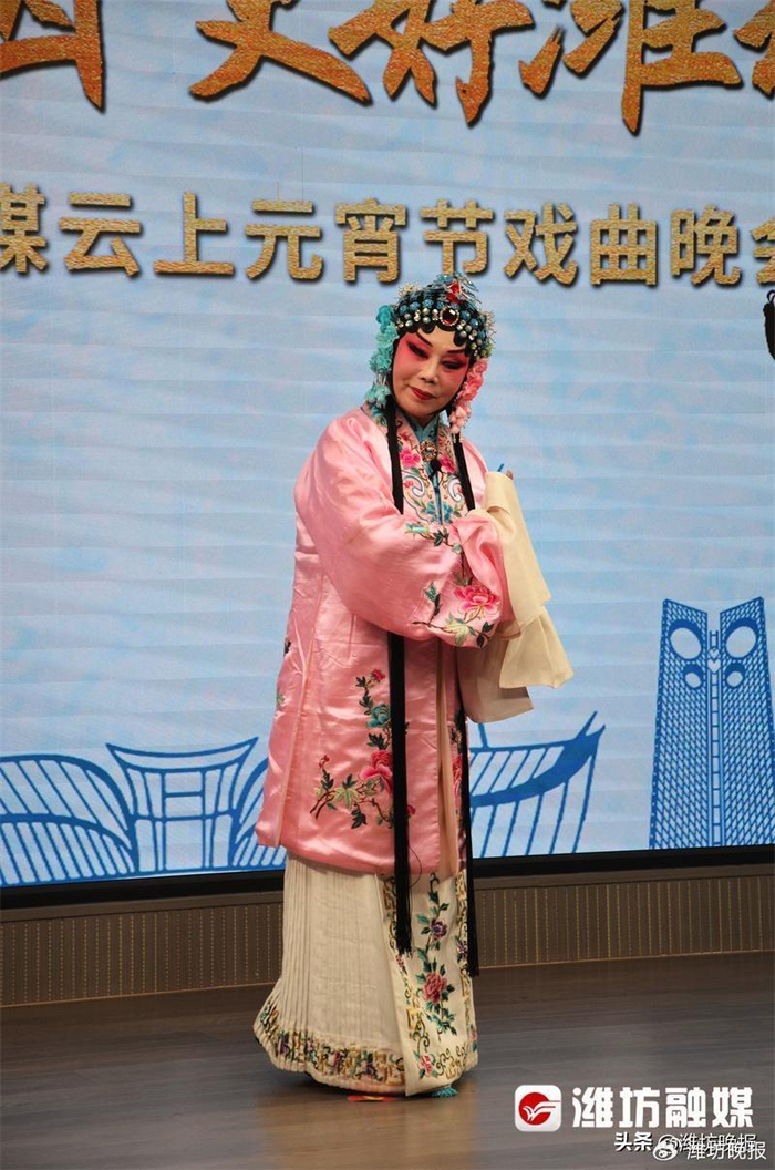 《洪洋洞》《文昭关》《赵氏孤儿》等传统京剧曲韵流香,《江姐》