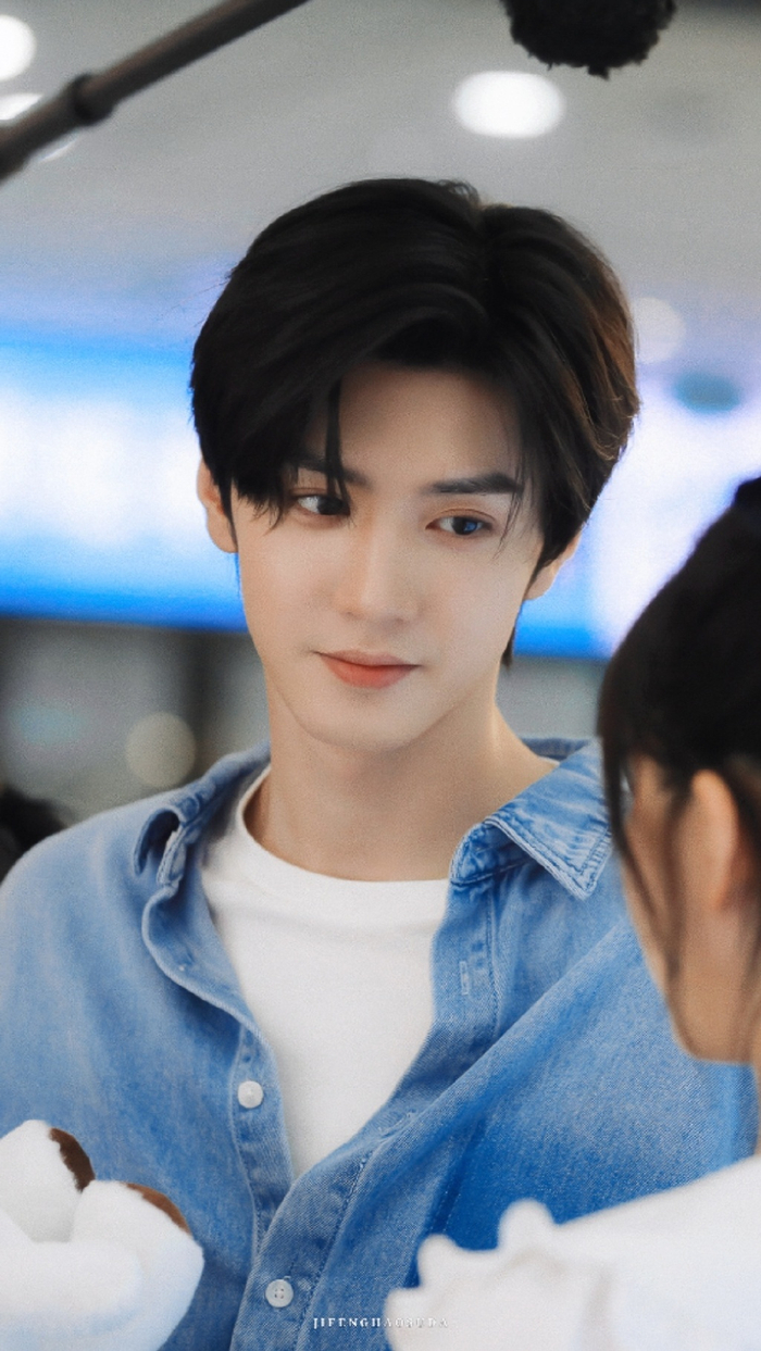 真的被我们陈哲远诠释的段嘉许给鲨到了啊!__财经头条