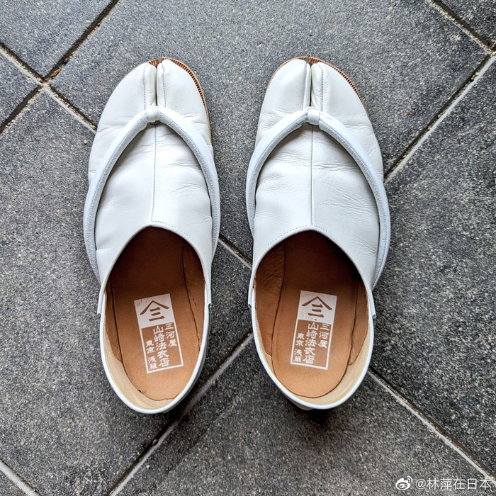 日本僧人最近推荐这『足袋靴』,说是样子跟足袋一样而且很好走……