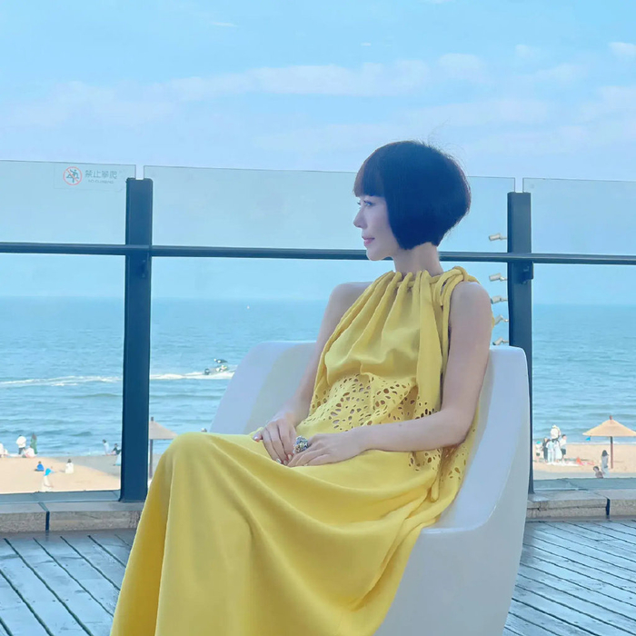 陈鲁豫一顿饭只吃7粒米窦文涛的一句玩笑话网友把它当真了