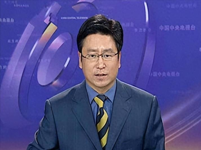 《焦点访谈》30年,历任主持人影响力排名,劳春燕输给敬一丹白岩松