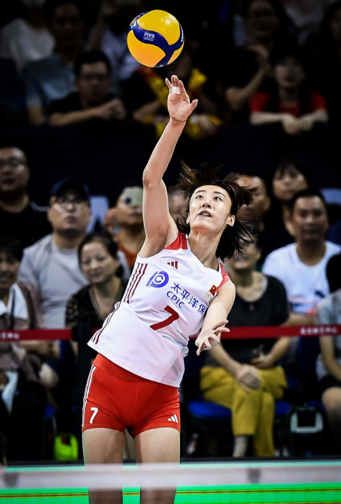 王媛媛成女排最大收获?16拦奥资赛第二 51扣28中 7撑起不逊袁心玥