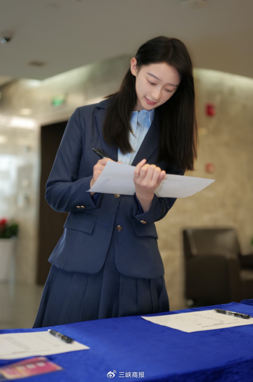 唐艺宁:复旦25岁女博士ceo,助推3亿元a 轮融资落地__财经头条