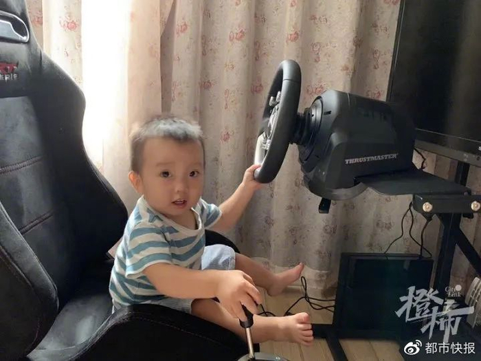 5岁赛车手亮相浙江这场比赛!一个月前刚完成新疆无人区40公里越野赛