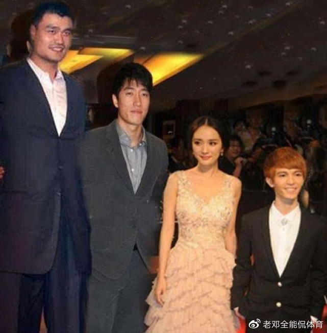 看了姚明这5张照片,你就明白 为何普通人无论如何也打不了NBA