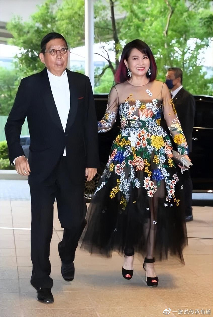 迎娶副市长的女儿,去腾讯历练,台湾首富第三代自己工作要自己找