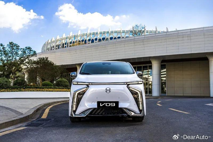 广汽合创v09搅局纯电豪华mpv市场 ,彻底"杀疯了"|合创|广汽|座舱_新浪