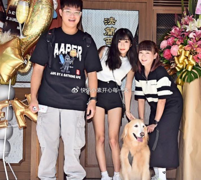 袁惟仁儿子发文悼念父亲:希望下辈子可以做个及格的父子|袁义|袁融|陆元琪|女儿|前妻_新浪新闻