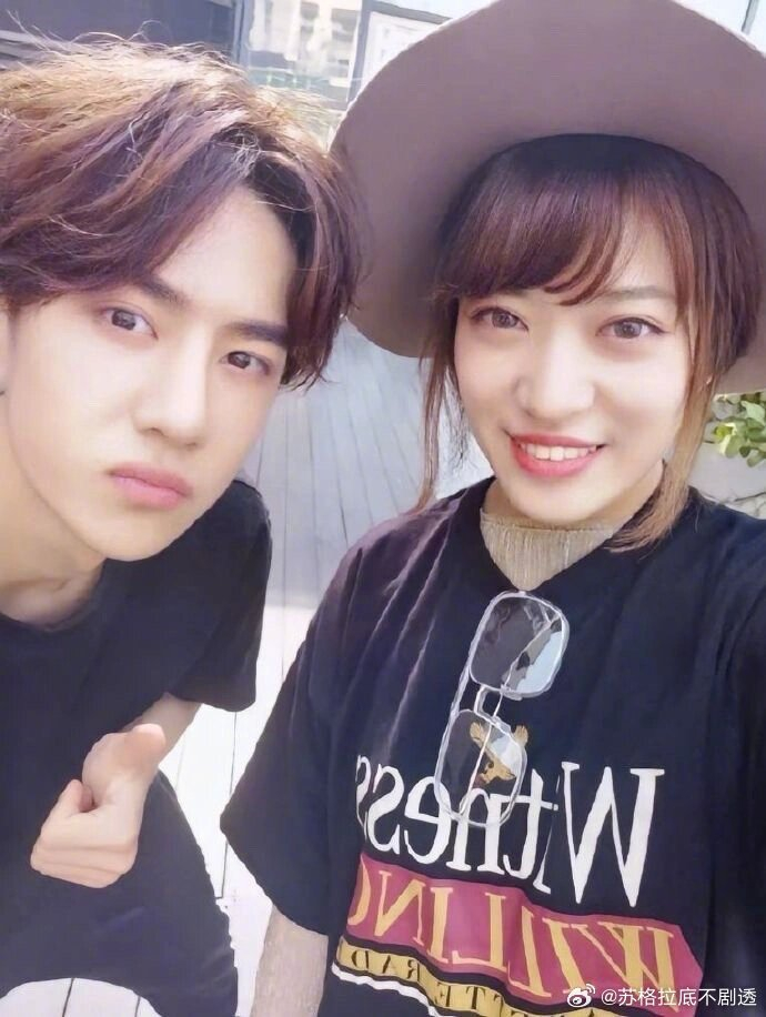 考古的风终继续吹向uniq王一博早期那些弥足珍贵的合影有你吗