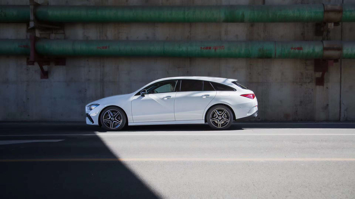 梅赛德斯奔驰cla260猎跑车小众之选