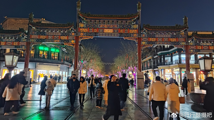 北京 前门大街的年味,北京坊的夜景,春节装饰氛围感 摄影