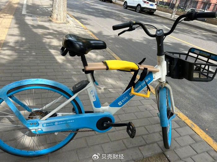 危险的"共享单车儿童座椅":网上热销背后意外频发