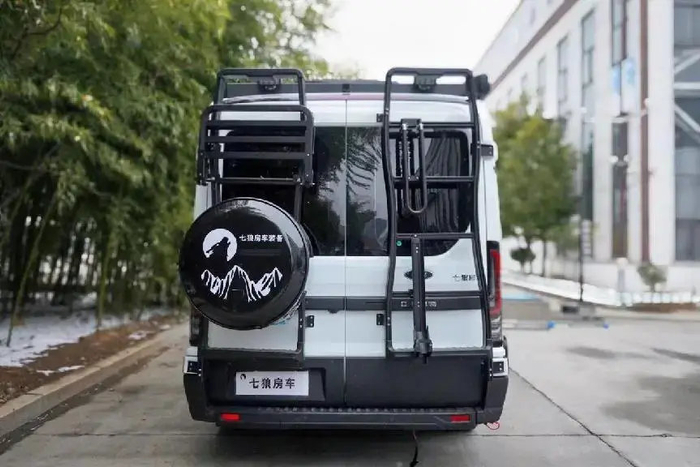 福特全顺t8房车 飒爽外观 强悍性能|福特全顺|房车|狼_新浪新闻