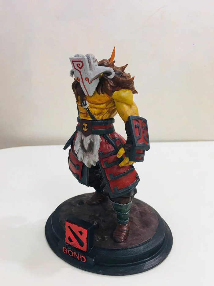 刀友su1tan自制的剑圣手办真的太酷了好想拥有啊