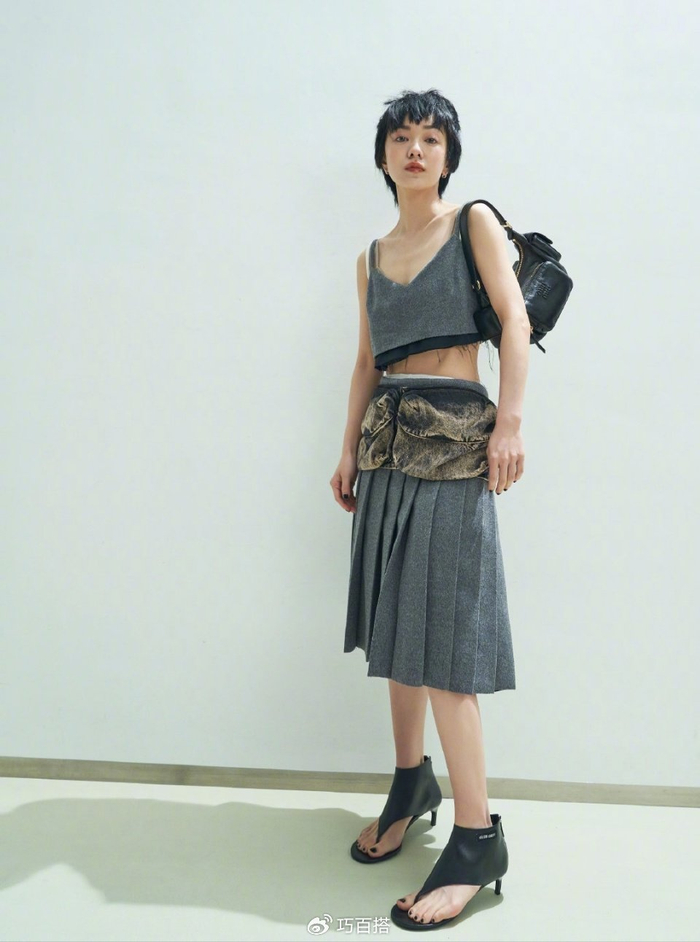 日常私服减龄又个性,小身材大能量|古灵|郭采洁|身材_新浪新闻