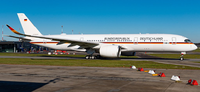 德国总理朔尔茨第二次访华:"德国空军一号"空客a350落地重庆|朔尔茨