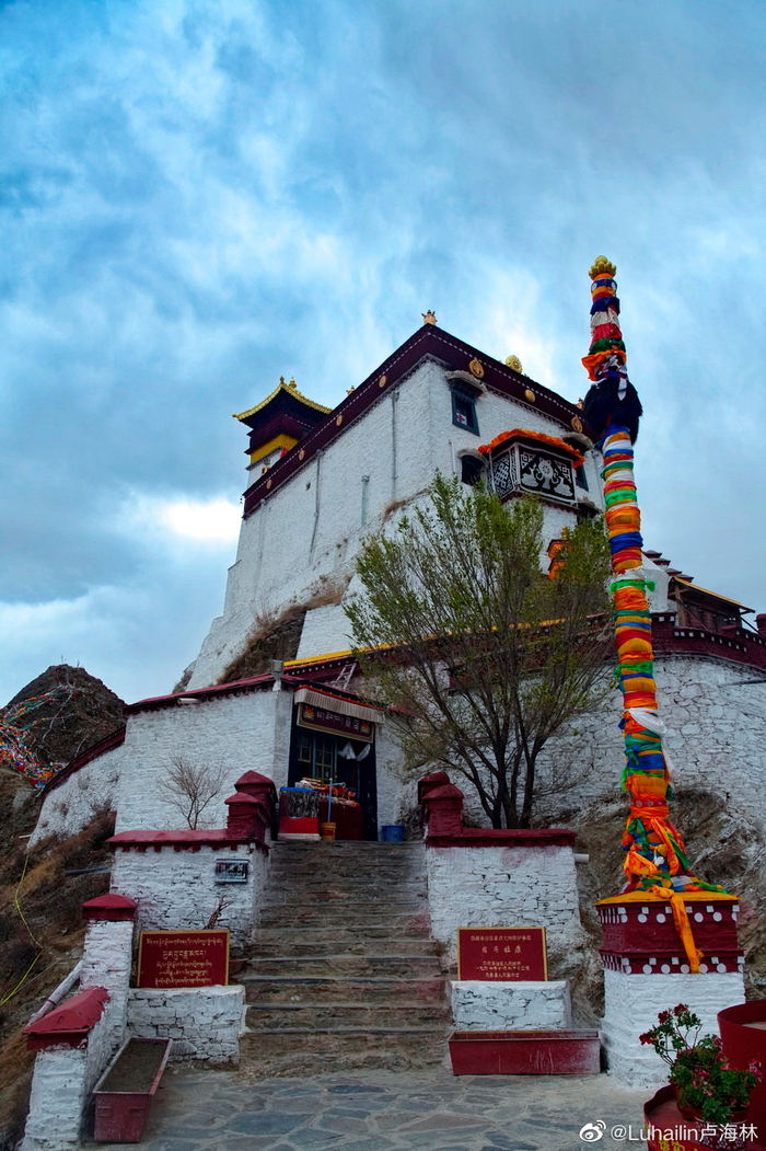 走进山南雍布拉康撒个欢