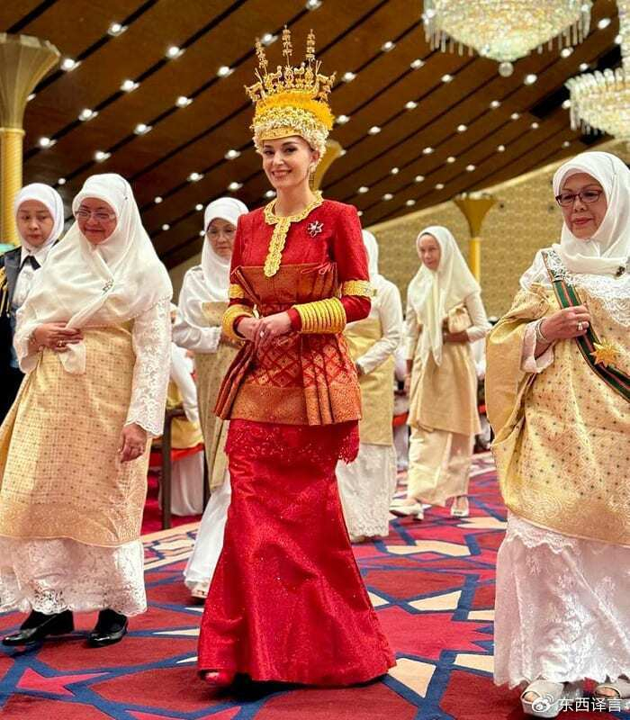 28岁文莱准王妃蒙红盖头现身立体五官惊艳钻石聘礼琳琅满目