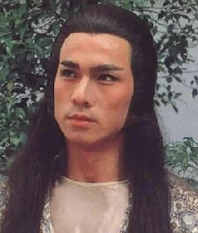 65岁演员张振寰去世,陈尸家中多日散发恶臭被发现,死因细节曝光__财经头条__新浪财经