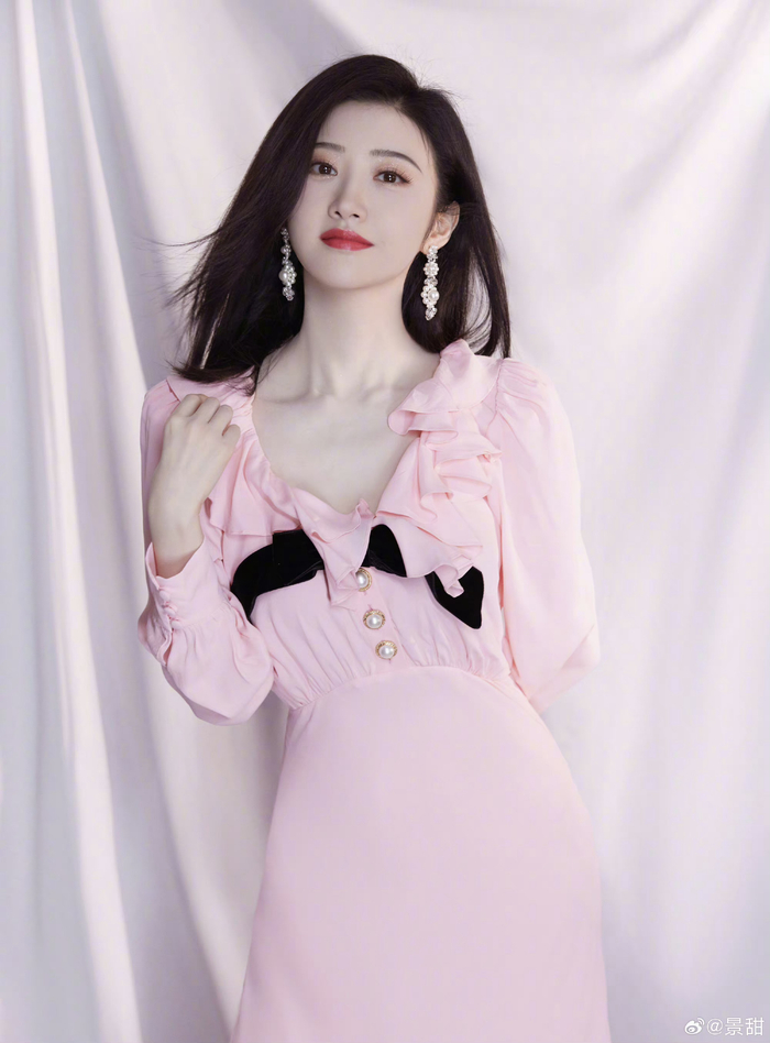 景甜晒藕粉连衣裙大片～ 温柔绝美的甜甜