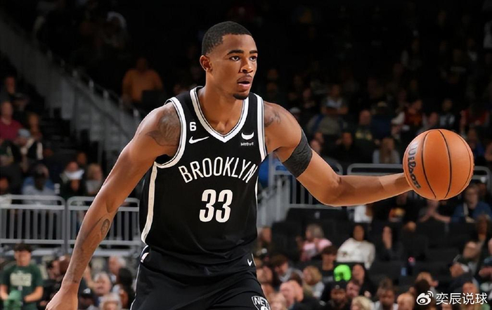 年薪2100万这就是篮网要给克拉克斯顿的全部他已表达留队愿望