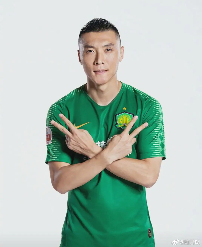 大年初五招财进宝国脚于大宝老师猫倜飞龙在天