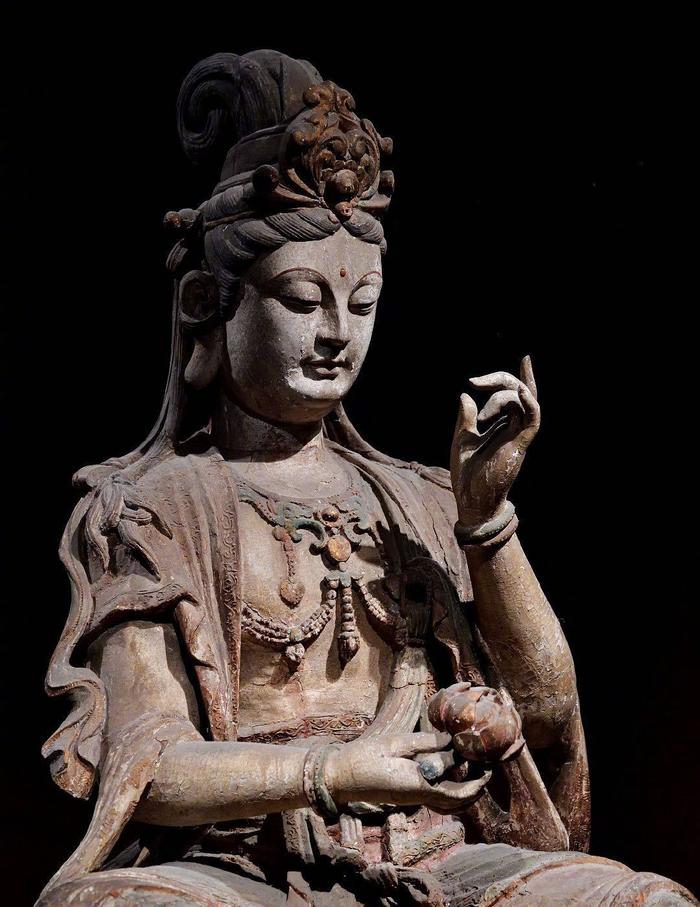 宋代|彩绘木雕观音菩萨坐像