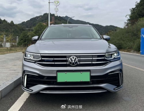 结合运动设计与实用功能的品质suv大众途观l混动