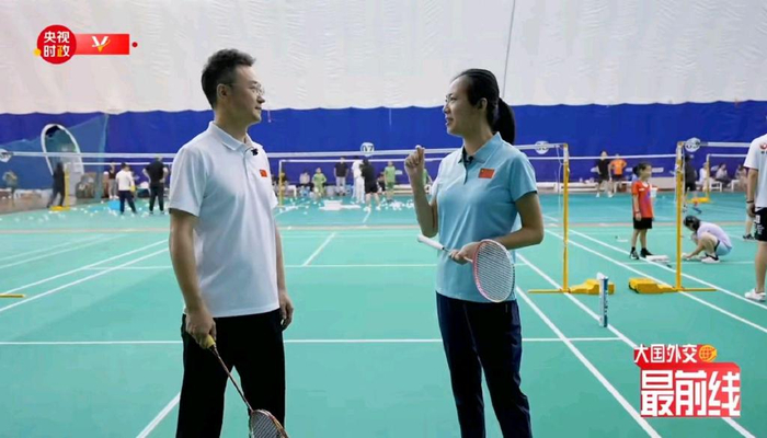 央视新闻重要节目主播"上新",为什么这次又把机会给了宝晓峰?