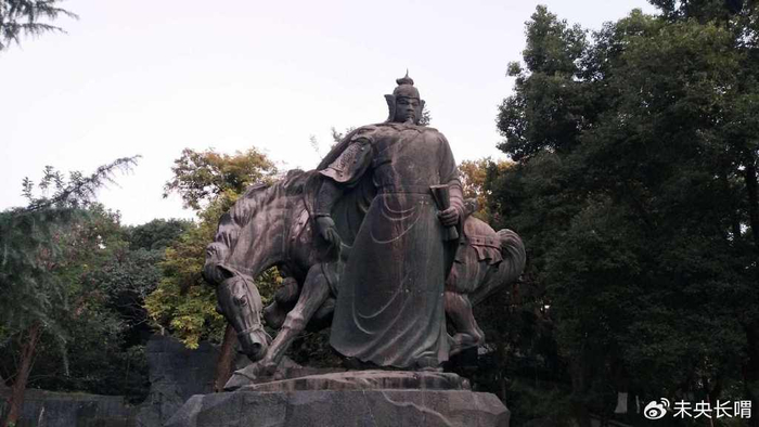 宋朝对武将的抑制也注定岳家军只能袖手旁观