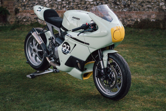 ducatimonster1200衍生款ducatidebolex亮相摩托车爱好者不容错过