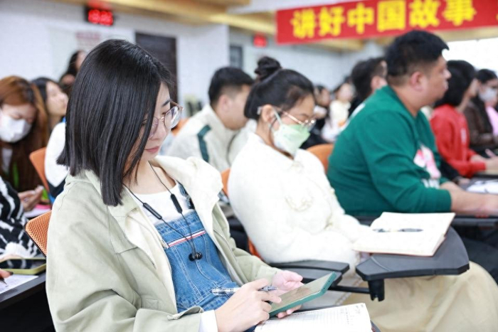 李波中式单口文化传承 弘扬中国文化自信畅谈会|李波|中国文化|波波