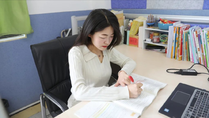 以爱育爱,以心传心——阜阳阜南玉泉小学优秀教师张瑞