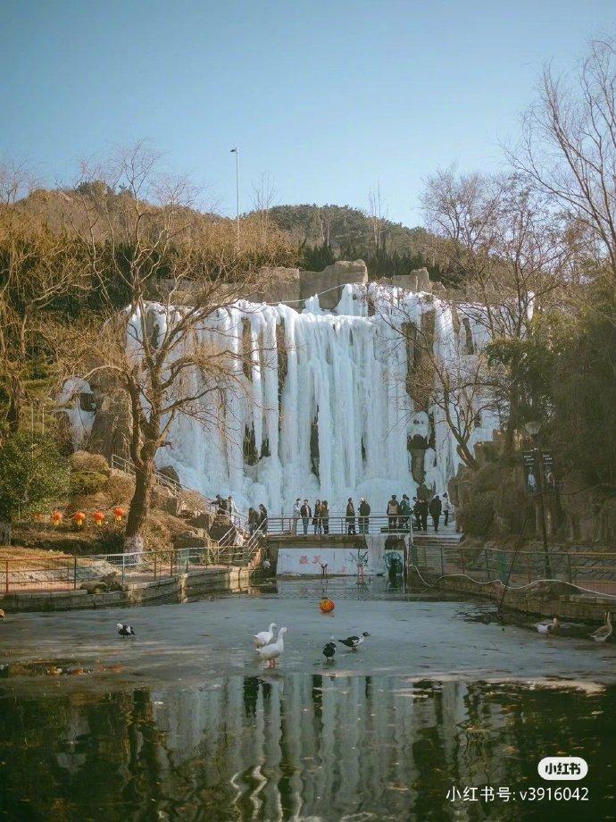 冬季的塔山風景區是煙臺版冰雪奇緣