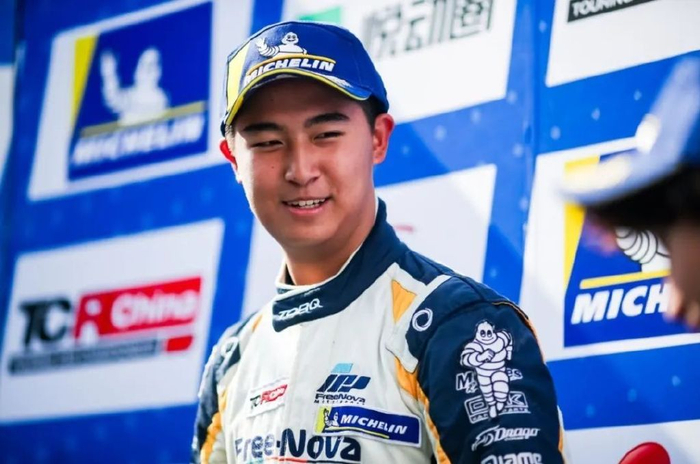因为年轻 无畏前行 专访GYT Racing小将张鸿宇