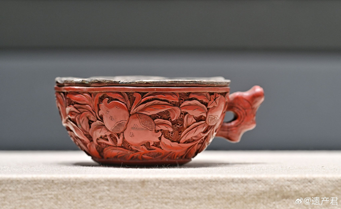 广西壮族自治区博物馆的常设展《馆藏历代工艺品》