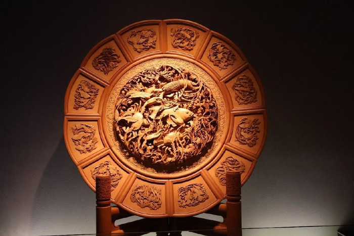 方寸之间彰显匠心本色|东阳|木雕|艺术馆_新浪新闻
